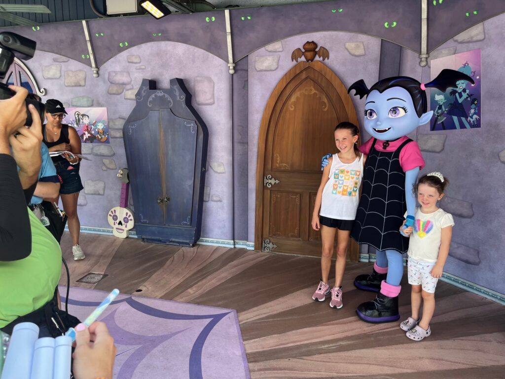 Meeting Vampirina